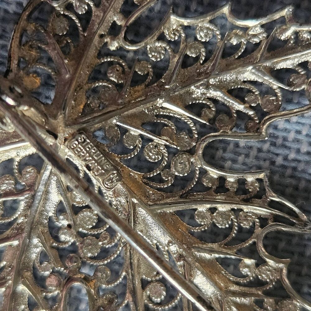 Maple Leaf Brooch Sterling Silver Filigree Pin Back Germany Vintage - Picture 5 of 6